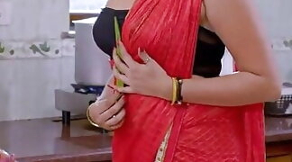 Indian Hot Sexy Bhabhi Ne Husband Ke Brother Ke Romance Kiya